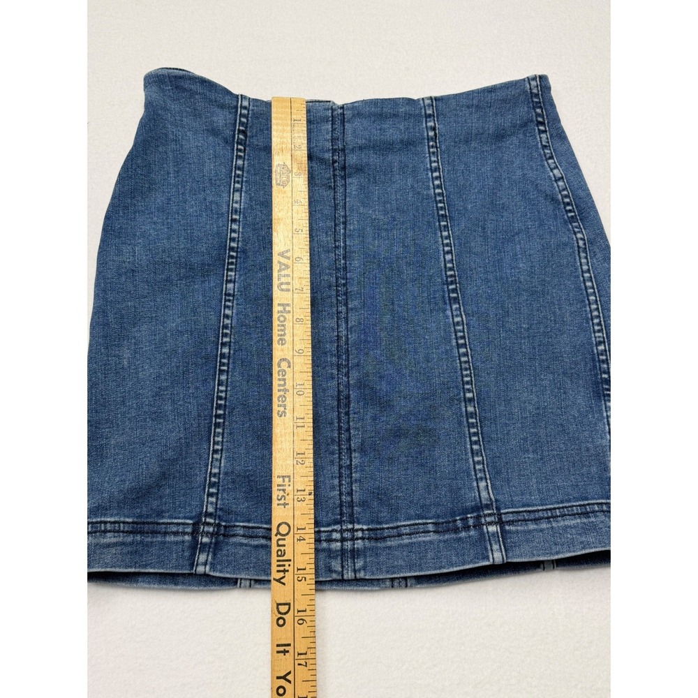 Free People Denim Mini Skirt Blue High Waisted Back Zip Panel Seam Size 4 Boho - Picture 5 of 5